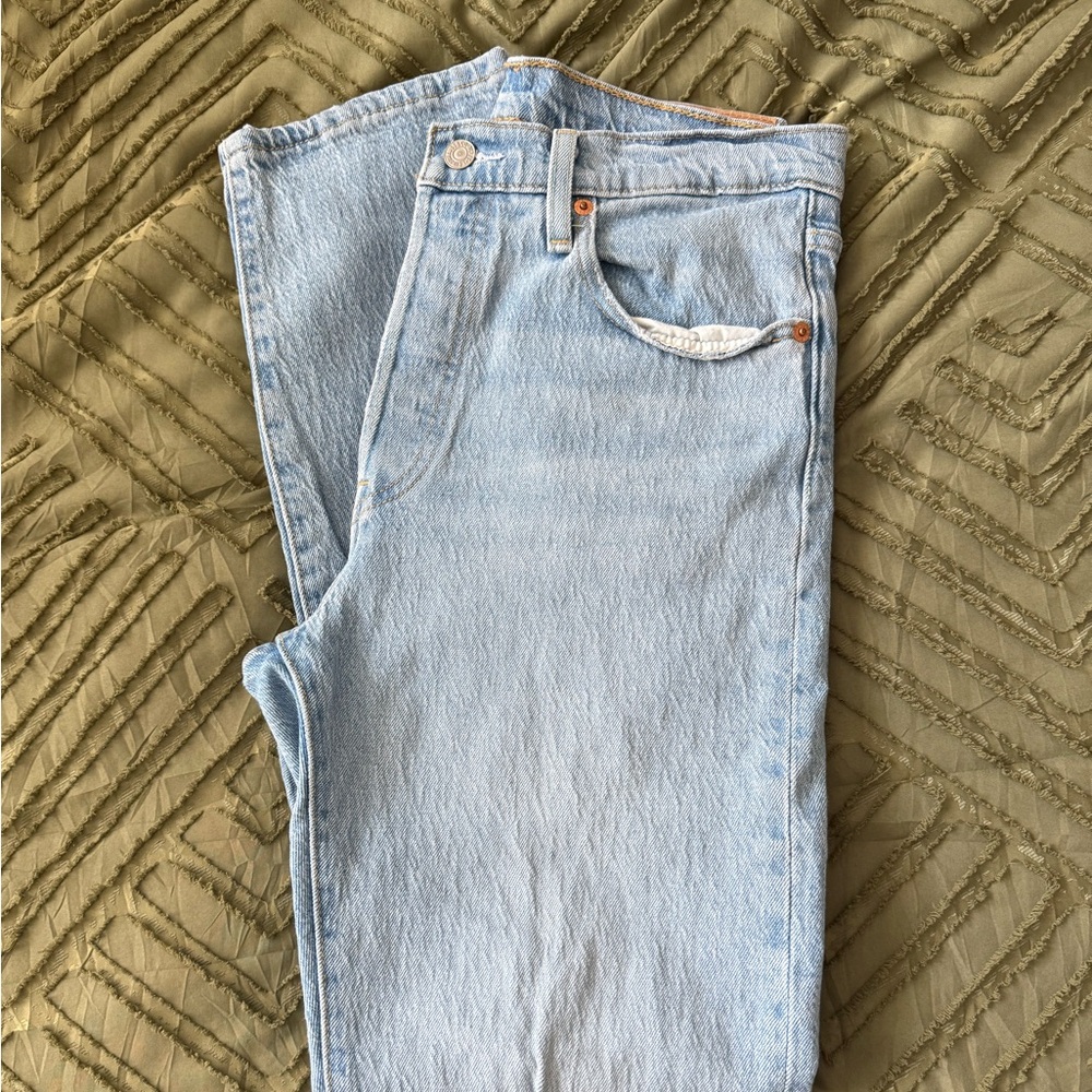 501 Light Blue Levi Denim Jeans